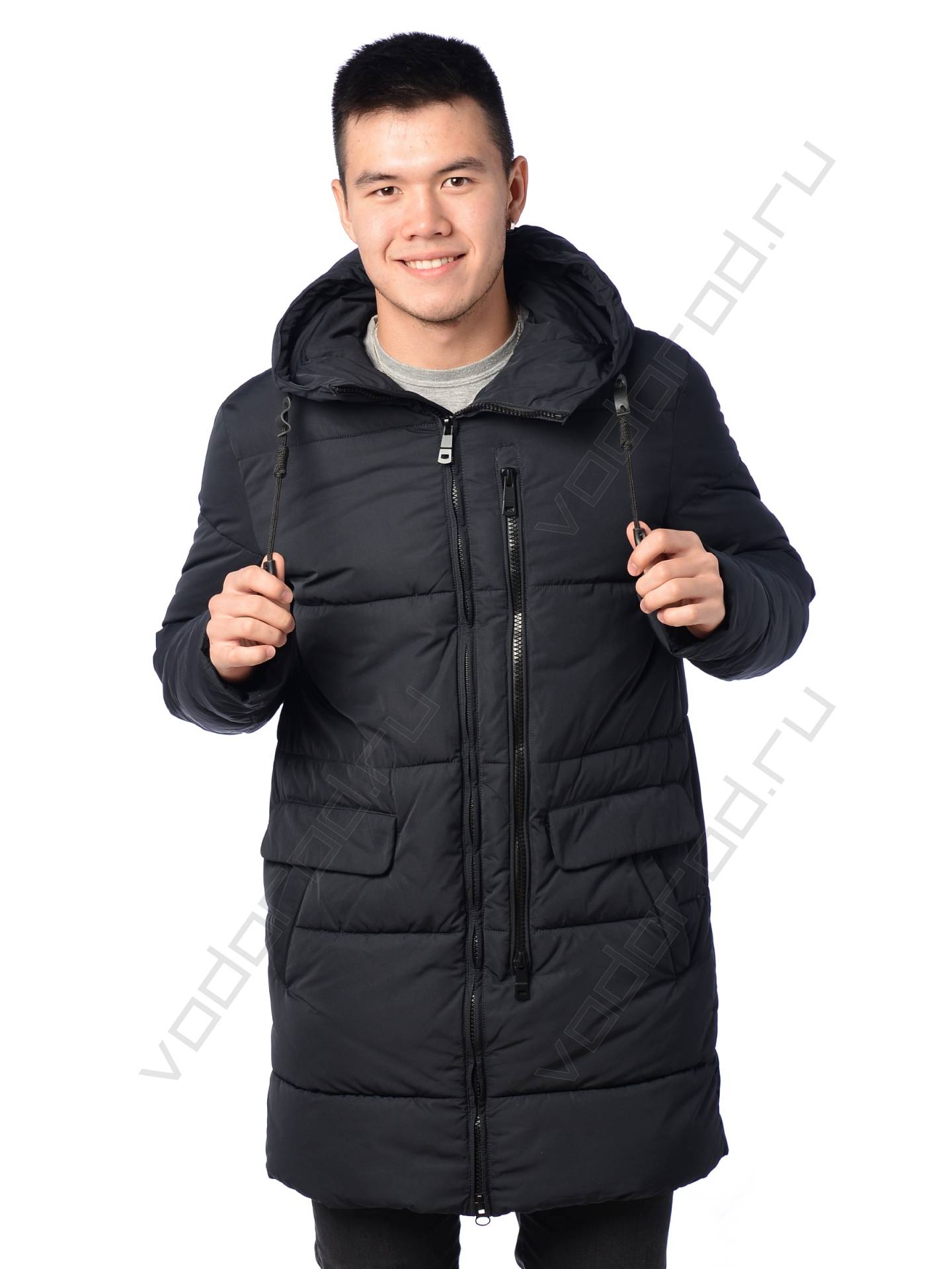 Зимняя куртка мужская цвет черный 31