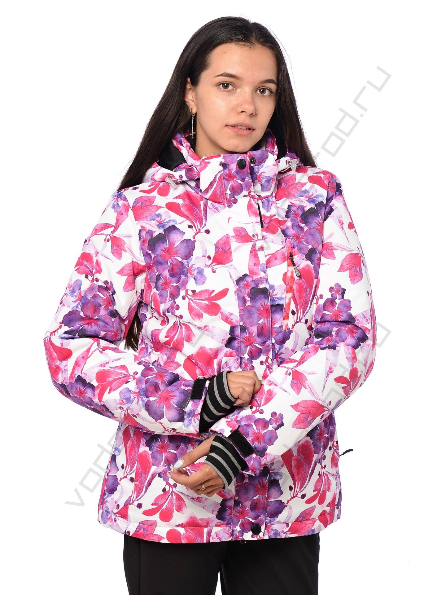 Горнолыжная куртка женская цвет розовый