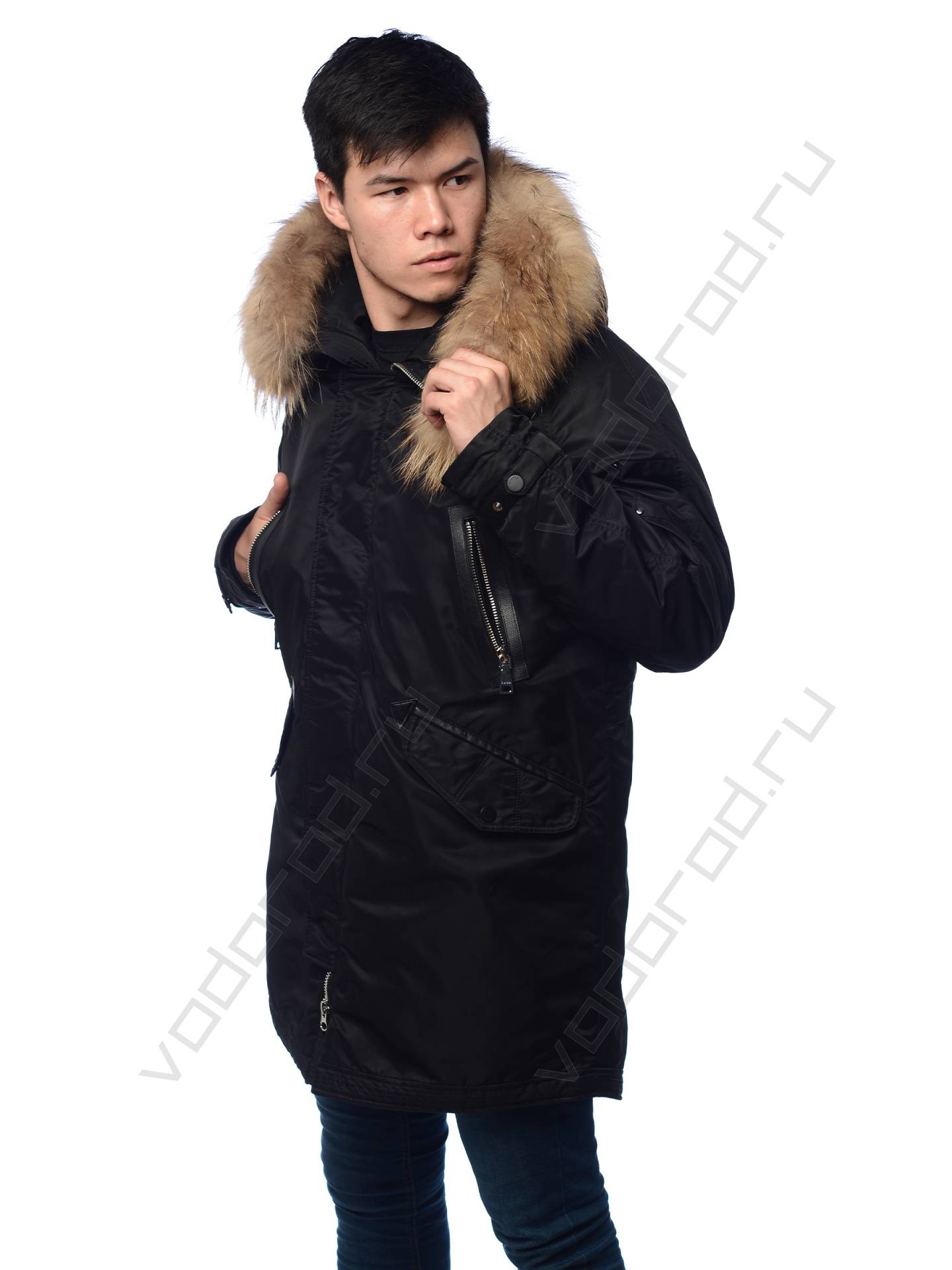 Зимняя куртка мужская цвет черный 701