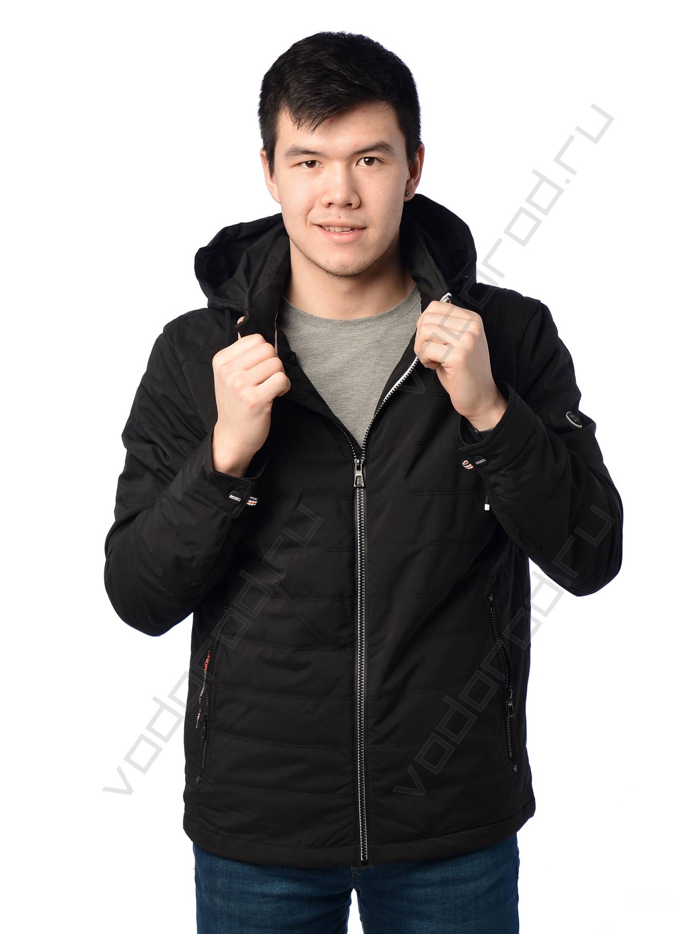 Куртка мужская цвет черный