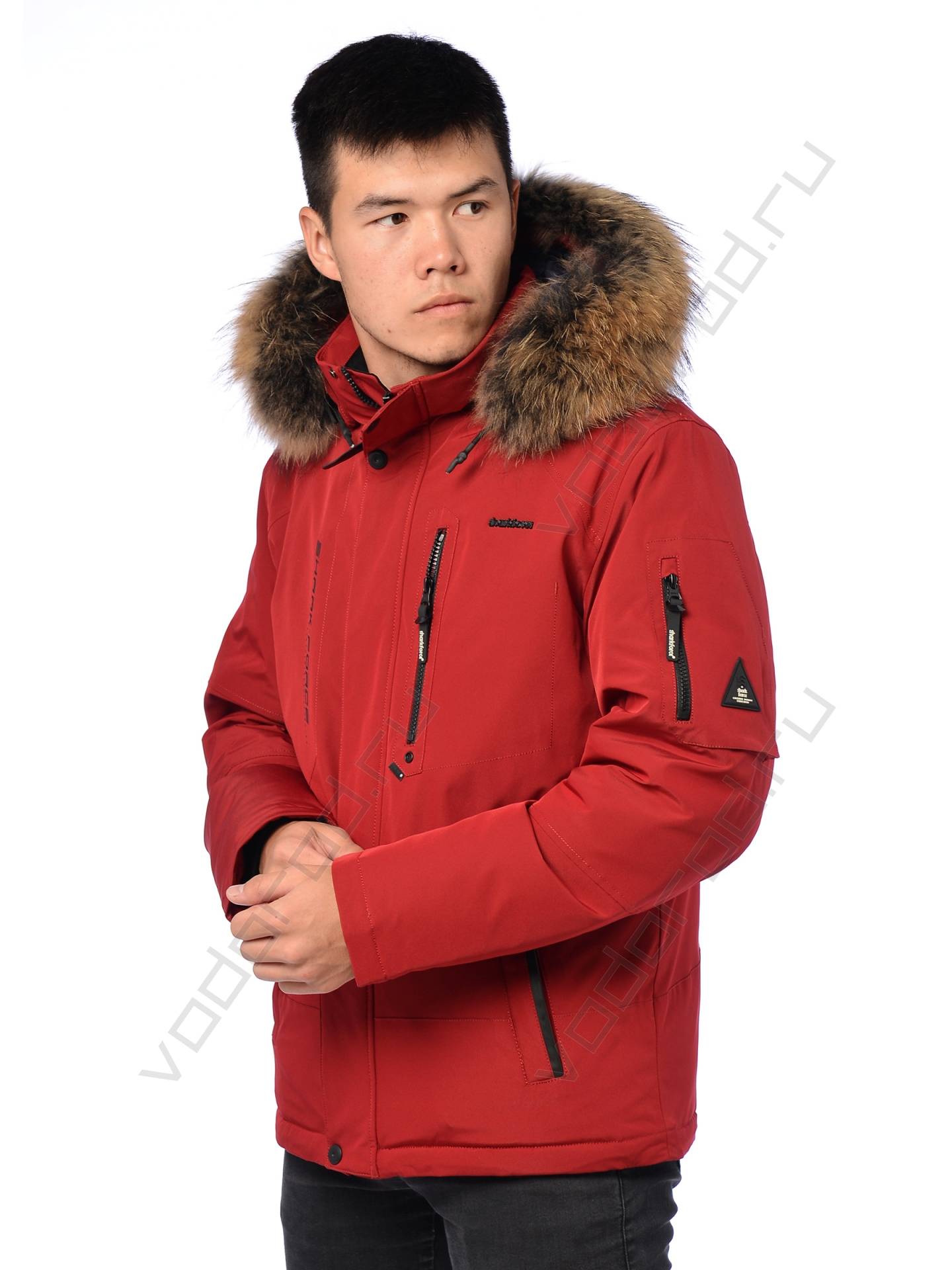 Зимняя куртка мужская цвет красный 2