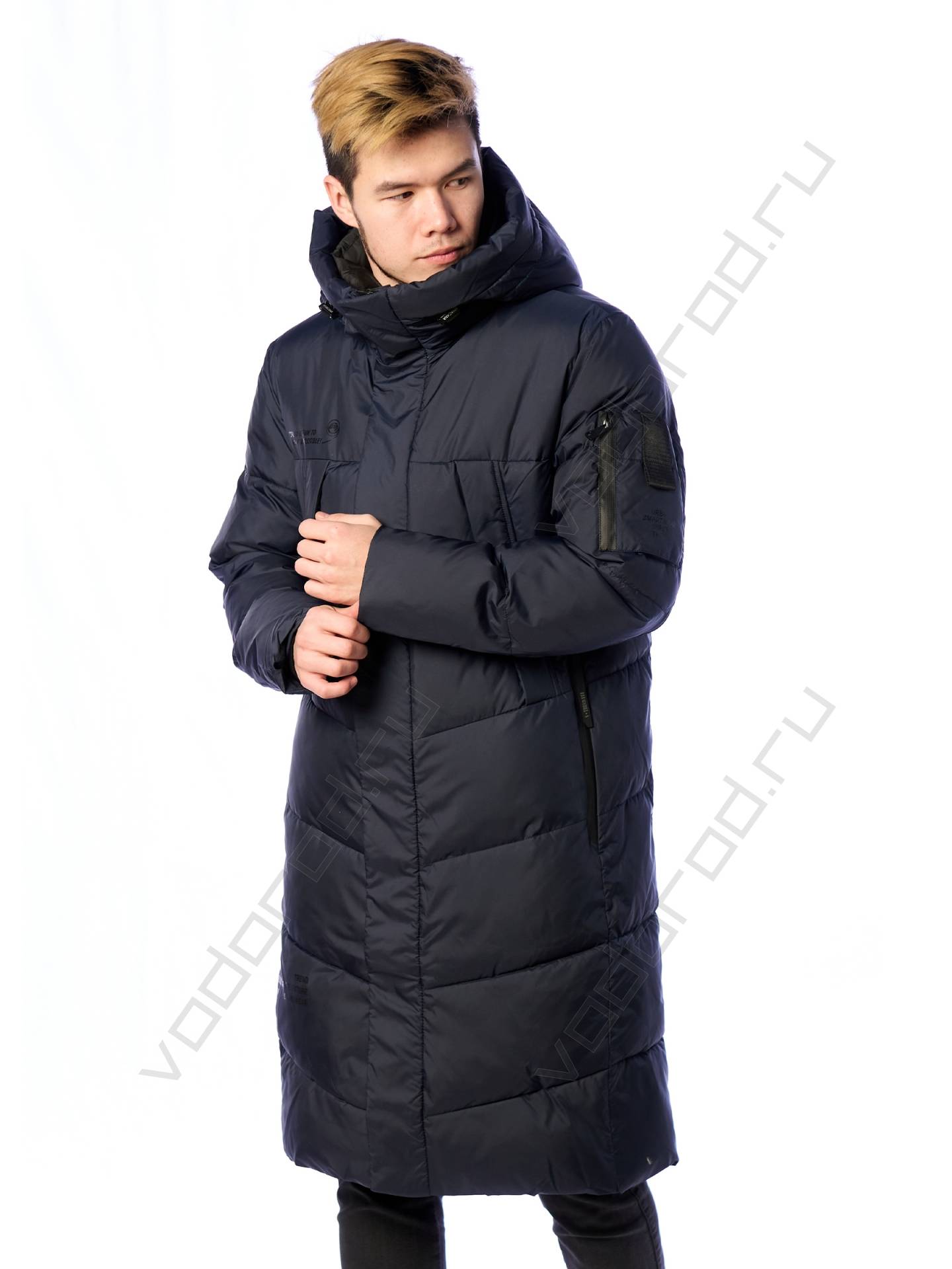 Зимняя куртка мужская цвет синий