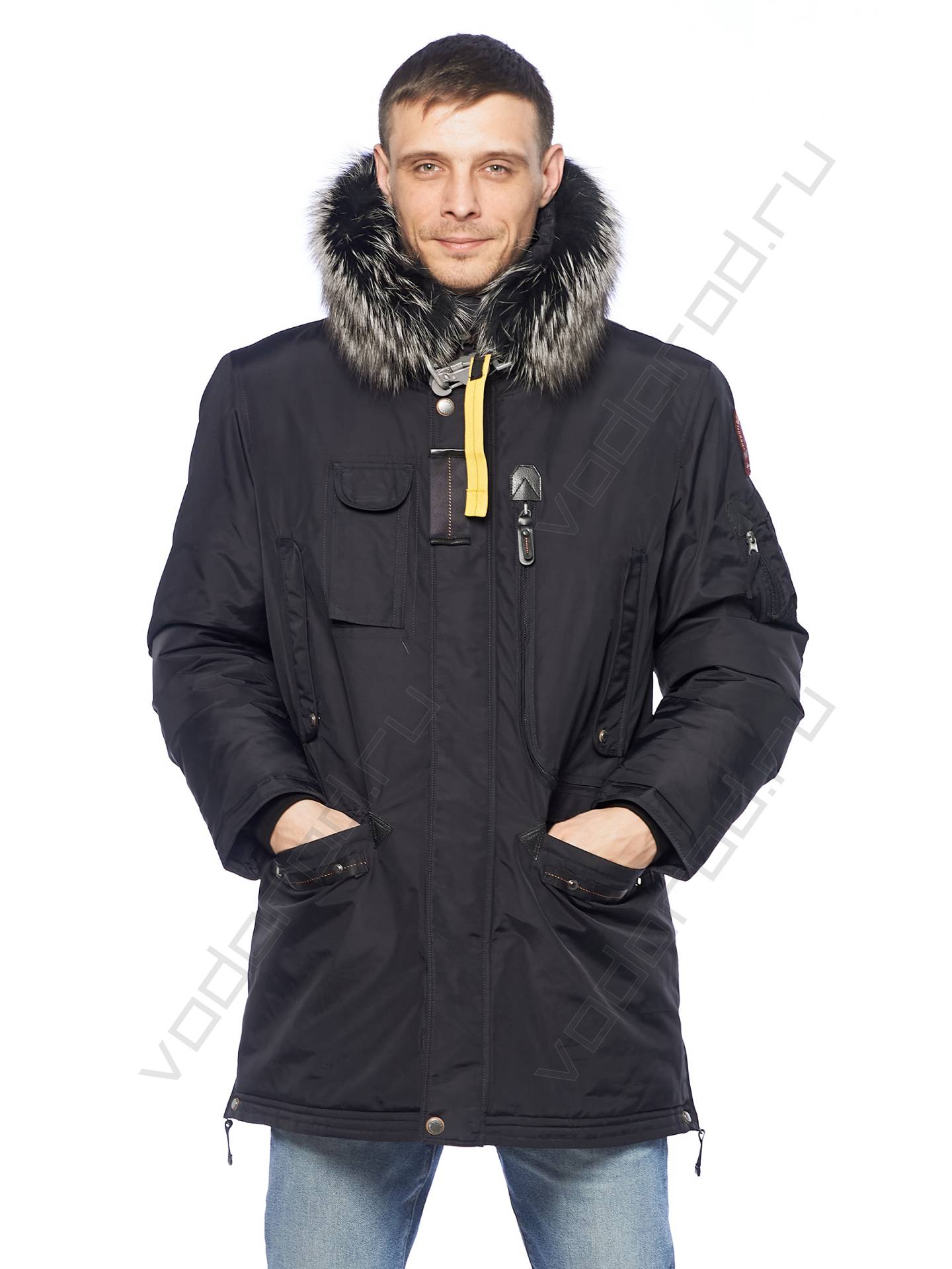 Зимняя куртка мужская цвет черносиний 42